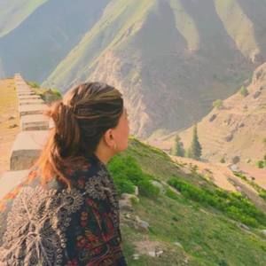 Meet your Posher, Benish